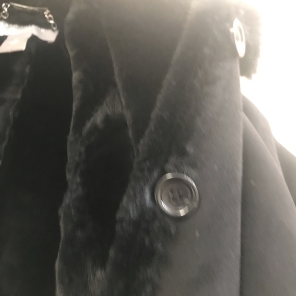 Ann Taylor black coat faux fur, suede feel Medium size - Picture 7 of 12